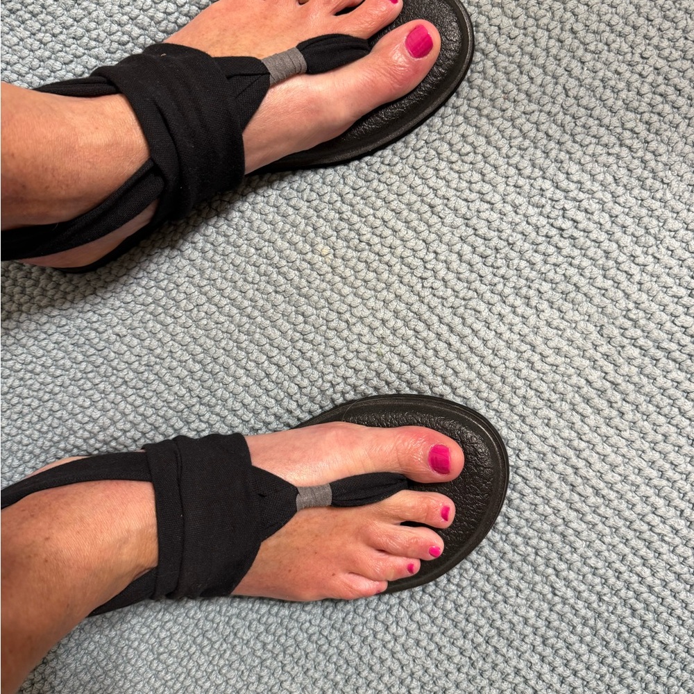 Black Sandals for Women